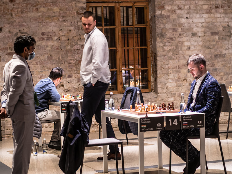 O Xadrez 2.0 fala por si só! (Hans Moke Niemann vs Anton Korobov